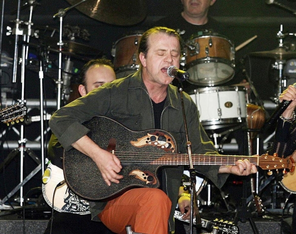 Νίκος Ζιώγαλας: &quot;Στη μουσική πρέπει να είσαι ανοιχτός σε επιρροές&quot;