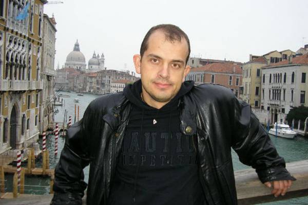 Ο συγγραφέας Πολ. Κουτσάκης στην Καλαμάτα