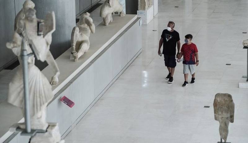 Γλυπτά Παρθενώνα: Αλλάζουν το αφήγημα οι Βρετανοί - &quot;Δεν τα αφαιρέσαμε βίαια, ήταν πεταμένα στα ερείπια&quot;