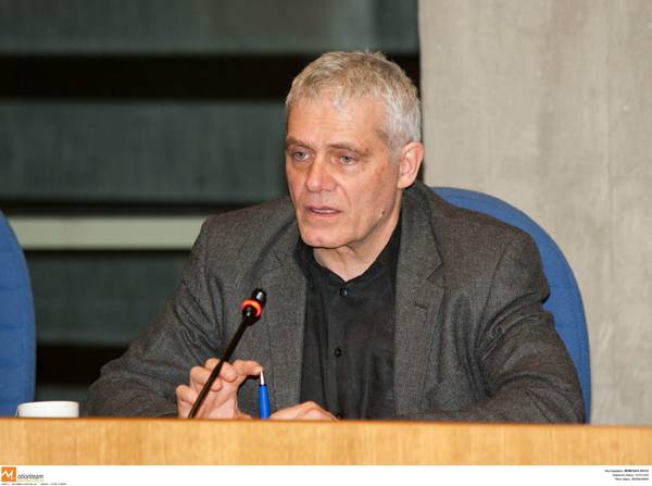 Ο Γ. Τσιρώνης αποκλειστικά στην &quot;Ε&quot;: Παράθυρο για δόμηση σε 10 στρέμματα στον Κυπαρισσιακό