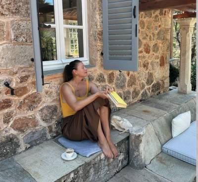 Στην Καρδαμύλη για διακοπές η Μαρία Σαράποβα (φωτογραφίες)