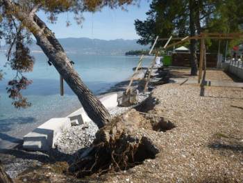 Διαγωνισμός για την προστασία της ακτής στη Μικρή Μαντίνεια