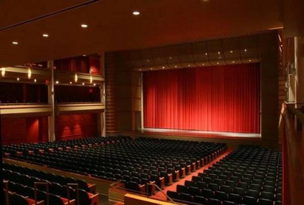 Προετοιμασίες για το 14ο Φεστιβάλ Θεάτρου Κορίνθου
