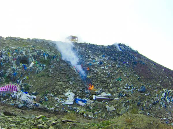 Δημοτικό Συμβούλιο Οιχαλίας: Κλείνει η χωματερή στο Μελιγαλά