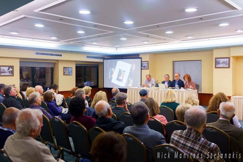 “Στιγμές και στίγματα&quot;: Παρουσιάστηκε η νέα ποιητική συλλογή του Αγγελου Λάππα