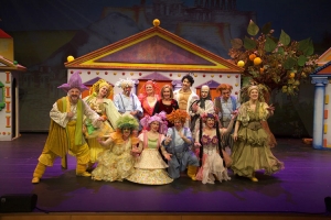 Οι "Εκκλησιάζουσες" της Κάρμεν Ρουγγέρη στο Θέατρο Αλσους στην Τρίπολη