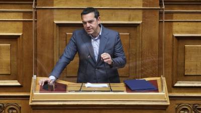 Τσίπρας: Υπερψηφίζουμε την αγορά των φρεγατών, δεν δίνουμε λευκή επιταγή στις αμυντικές δαπάνες