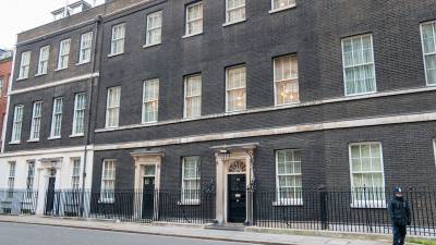 Βρετανία: Το μεσημέρι της Δευτέρας θα ανακοινωθεί ο νικητής της εσωκομματικής ψηφοφορίας που θα αναλάβει και την πρωθυπουργία της χώρας