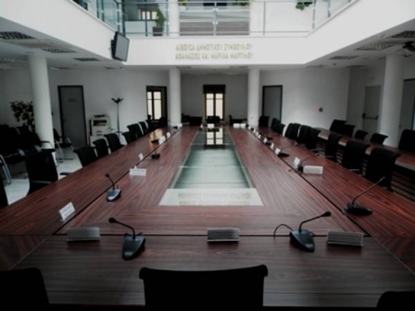 Κόντρες για τις παραιτήσεις στο Δήμο Μεγαλόπολης