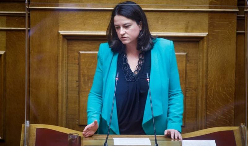 Κεραμέως: Επιστολή σε φοιτητές για το νέο νομοσχέδιο για τα ΑΕΙ