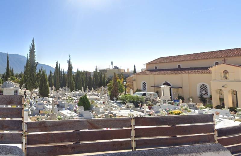 Απάντηση Κουμάντου σε δημοσίευμα για το Νεκροταφείο Καλαμάτας