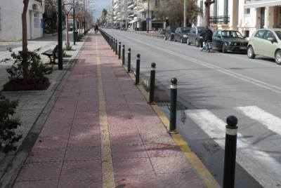 Καλαμάτα: Πειραματικές ρυθμίσεις στη Ναυαρίνου - Μισή πεζόδρομος, μισή μονόδρομος