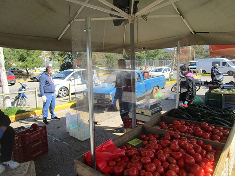 Με τζάμι στο πάγκο