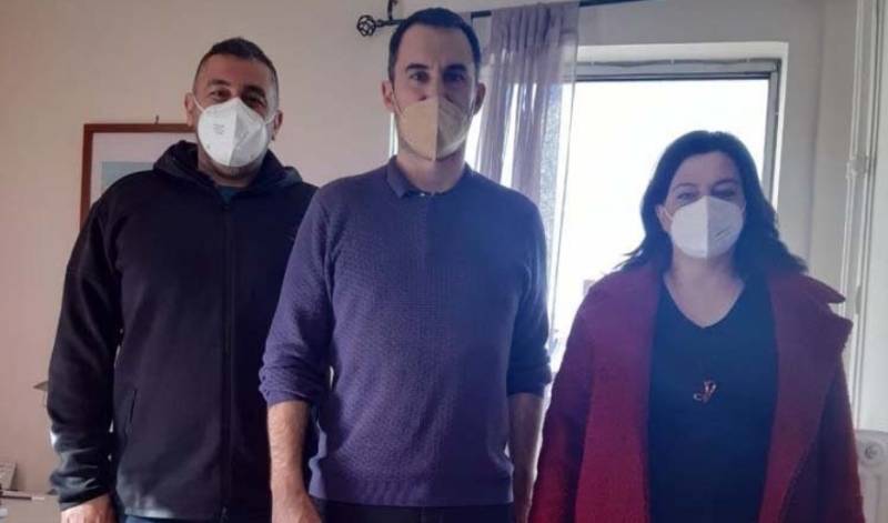 Γονείς Ειδικού Σχολείου Καλαμάτας συναντήθηκαν με τον Χαρίτση