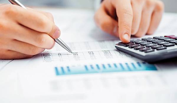 Εως 30 ευρώ το αντίγραφο της δανειακής σύμβασης για τα υπερχρεωμένα