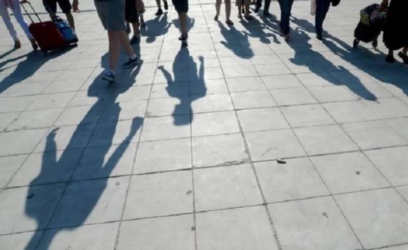 Υπνοβατώντας προς τη νέα κρίση