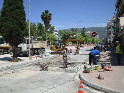 Διαβάσεις πεζών στην Αριστομένους 