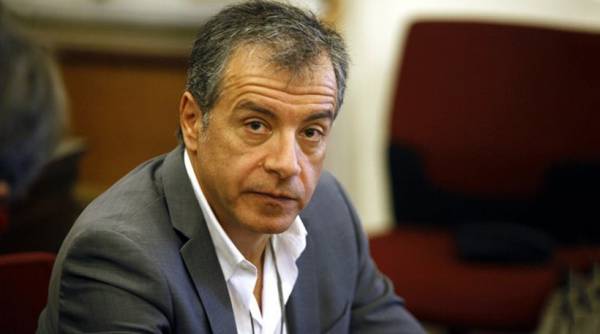 Πελοπόννησος: Περιοδεία με Θεοδωράκη και η “Κοινωνία αξιών”