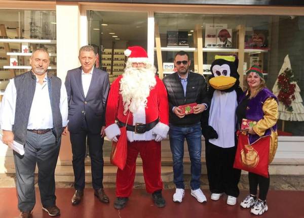 Χριστουγεννιάτικη εκδήλωση από τον Εμπορικό Σύλλογο Καλαμάτας