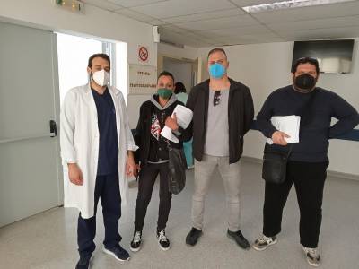 Επίσκεψη σωματείων του ΠΑΜΕ στο Νοσοκομείο Καλαμάτας