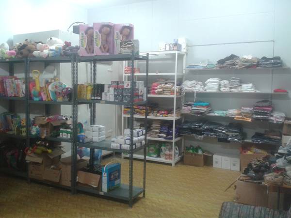 Τρόφιμα και ρούχα μοίρασαν οι τρίτεκνοι της Μεσσηνίας