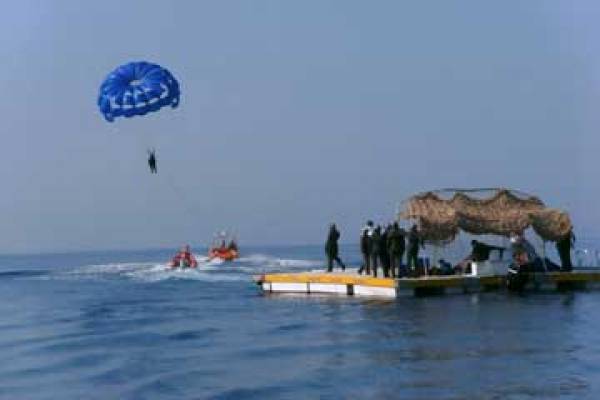 Εκπαίδευση 16 Ικάρων στο  Σχολείο Θαλάσσιας Επιβίωσης