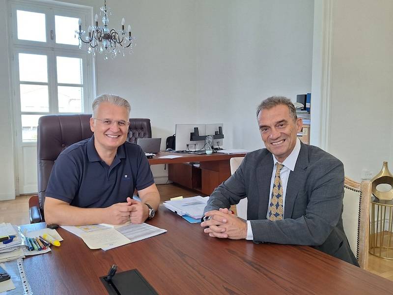 Συνάντηση Πτωχού με Πεφάνη για ενίσχυση δομών υγείας