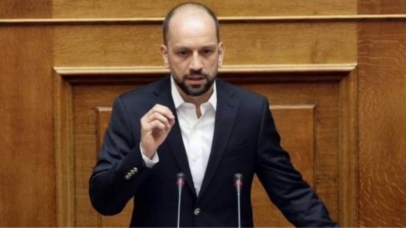 Κώστας Μπάρκας: Αποκαθίσταται η εμπιστοσύνη των αγορών στην ελληνική οικονομία