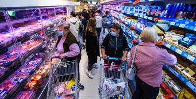 Γερμανία: «Προμηθευτείτε τρόφιμα και υγρά για 10 ημέρες» - Η λίστα που έδωσε η υπουργός Εσωτερικών