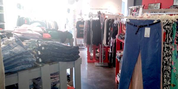 Ανοιχτά χθες τα μαγαζιά της Καλαμάτας