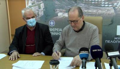 Υπογραφές συμβάσεων για έργα στη Μεσσηνία