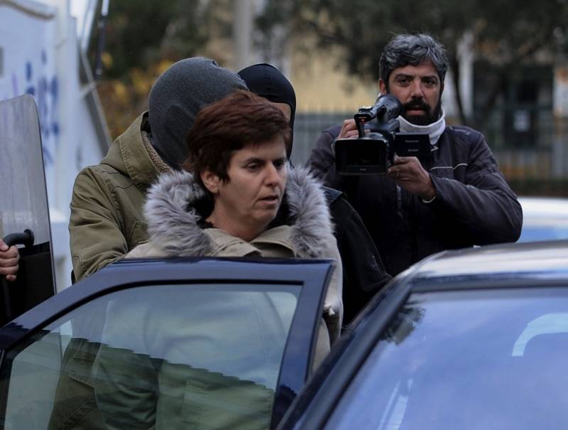 Οργισμένη επιστολή Πόλας Ρούπα για την υπερβολική αστυνομική παρουσία κατά τη μεταγωγή της στην Καλαμάτα