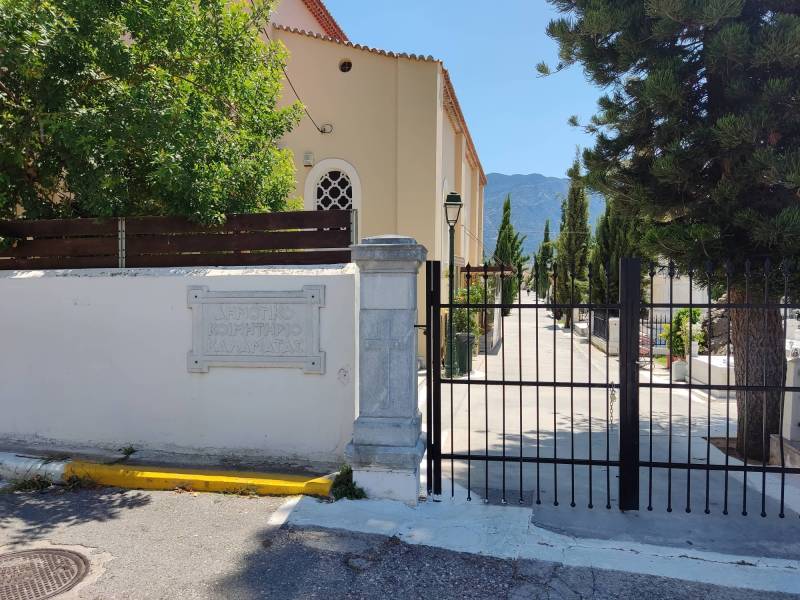 Δημοτικό Συμβούλιο Καλαμάτας:Εγκρίθηκε ο νέος κανονισμός λειτουργίας των κοιμητηρίων