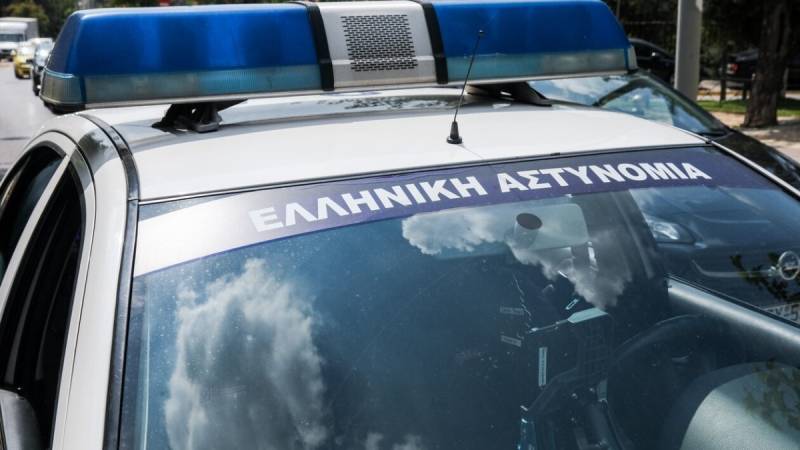 Μεγαλόπολη: 40χρονος ταμπουρωμένος στο σπίτι του με καραμπίνα