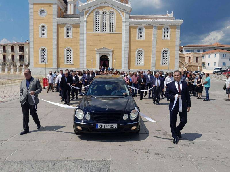 Η Καλαμάτα αποχαιρέτησε τον πρώην δήμαρχο Παναγη Κουμάντο (βίντεο-φωτογραφίες)