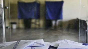 Der Standard: Αφήστε τους Έλληνες να ψηφίσουν!