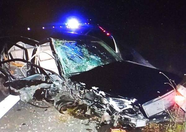 Μεσσηνία: Μπήκε αντίθετα στον αυτοκινητόδρομο και συγκρούστηκε με φορτηγό!