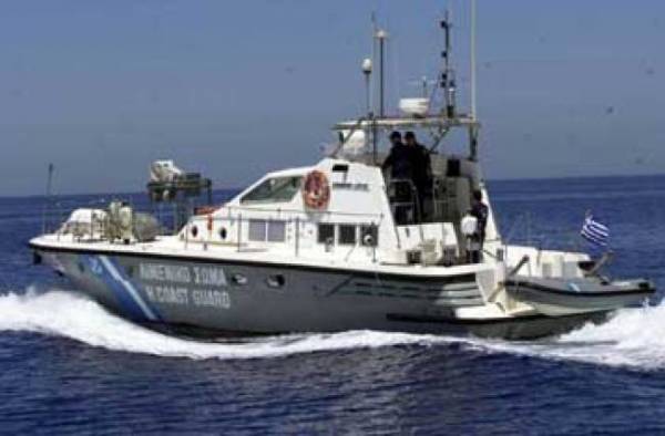 Πλοίο με λαθραία τσιγάρα εντοπίστηκε ανοιχτά των Στροφάδων