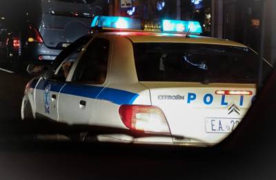 Νυχτερινή επιδρομή στο Ασπρόχωμα: Έκλεψαν αναψυκτικά και ποτά από fast food