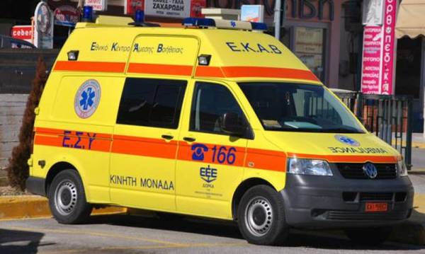 Τροχαίο δυστύχημα στο Κιάτο: Νταλίκα παρέσυρε και σκότωσε γυναίκα (Βίντεο)
