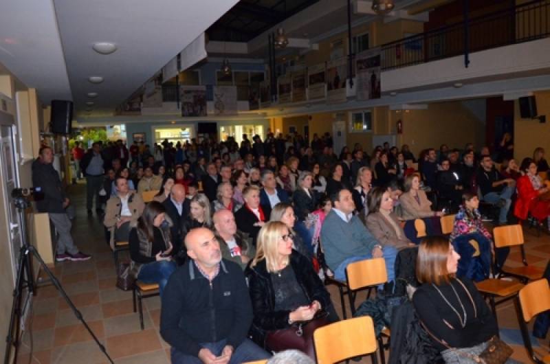 Εκπαιδευτήρια Μπουγά: Μαθητές έλαβαν πιστοποιητικά γλωσσομάθειας και ενημερώθηκαν για το Ιντερνετ