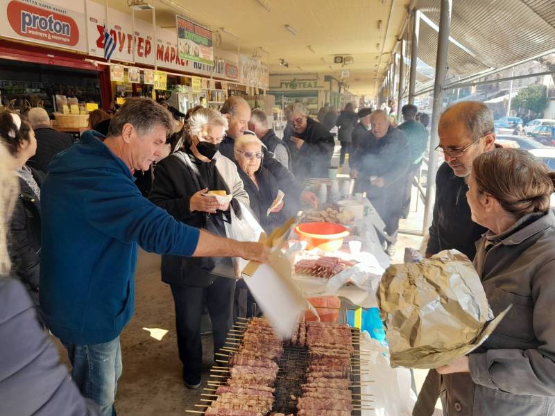 Η Καλαμάτα στον ρυθμό της Τσικνοπέμπτης (βίντεο-φωτογραφίες)