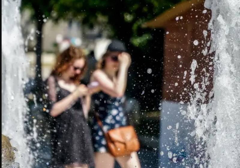 Καιρός: Νέο έκτακτο δελτίο για τον καύσωνα - Οι πιο δύσκολες μέρες