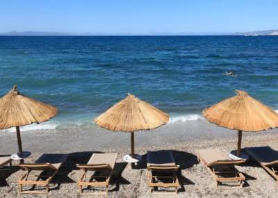 ΕΛ.ΑΣ.: 26 συλλήψεις σε έξι νησιά για καταπάτηση παραλιών