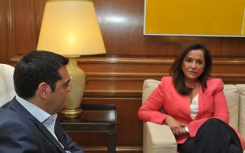 Μπακογιάννη: "Εχουμε υποχρέωση όλοι να προσπαθήσουμε να κρατήσουμε την Ελλάδα στην ευρωζώνη"