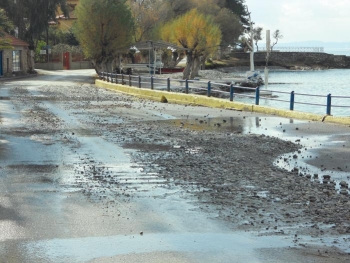 Πέτρες στη Μικρή Μαντίνεια