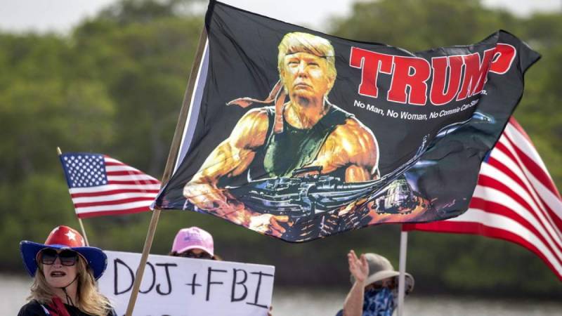 ΗΠΑ: Ρεπουμπλικάνοι βλέπουν «οδομαχίες» εάν διωχθεί ποινικά ο Τραμπ