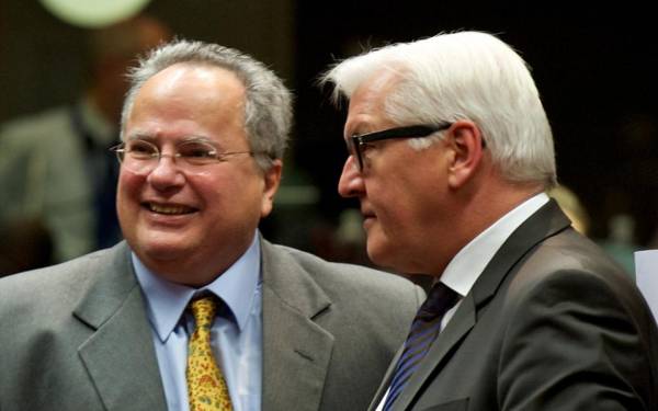 Στη Μόσχα ο Κοτζιάς, στο Πεκίνο ο Λαφαζάνης