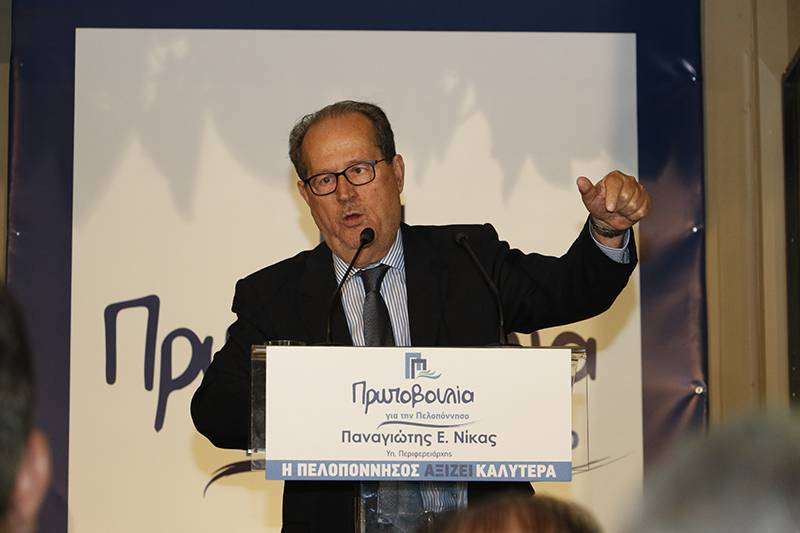 Αντεπίθεση Νίκα στις ύβρεις Τατούλη: Καραγκιοζιλίκια, οικογενειοκρατία και προπαγάνδα