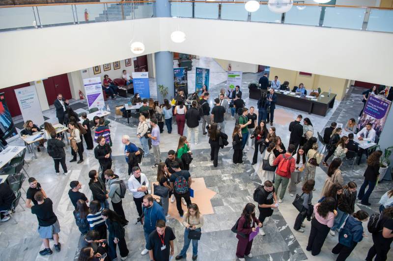 Παν. Πελοποννήσου: Ημέρα καριέρας του Τμήματος Λογιστικής στην Πάτρα